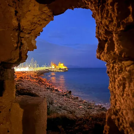 Domenicas Rhodes City